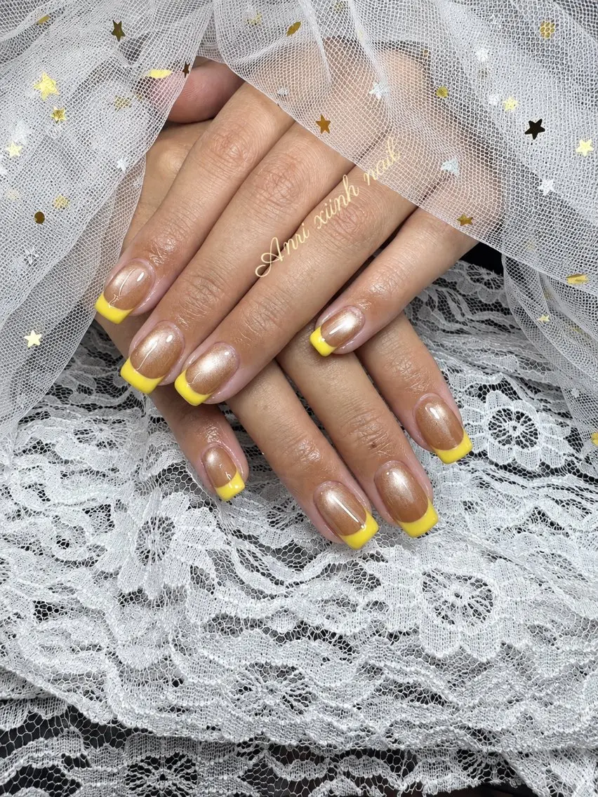 ネイル チークネイル 長さ出し フットネイル ジェルネイル 卒業式 𝓐𝓷𝓻𝓲 XiinhNailのネイルデザイン