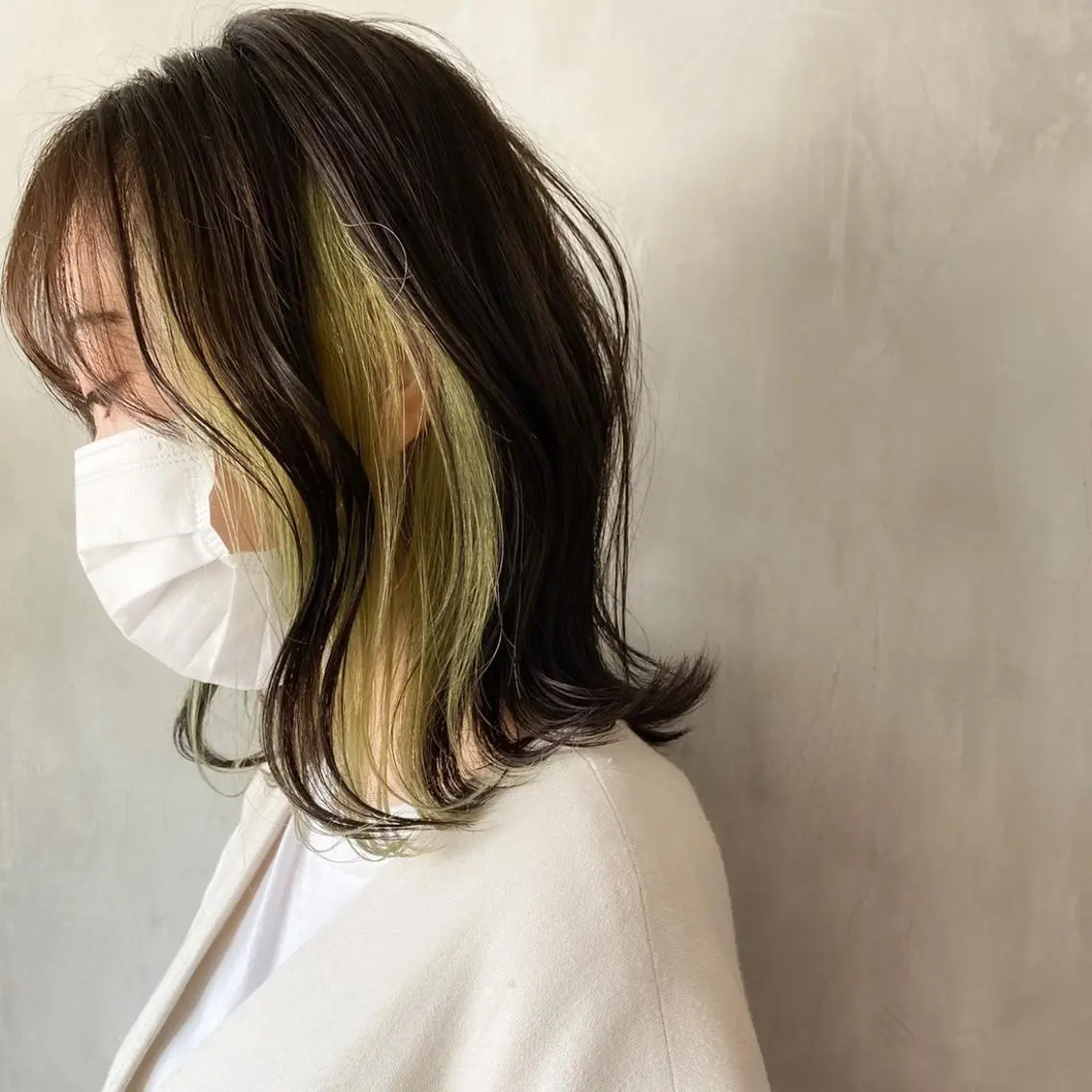 ミディアム カラー インナーカラー カット トリートメント Life salon SAKURAのヘアスタイル