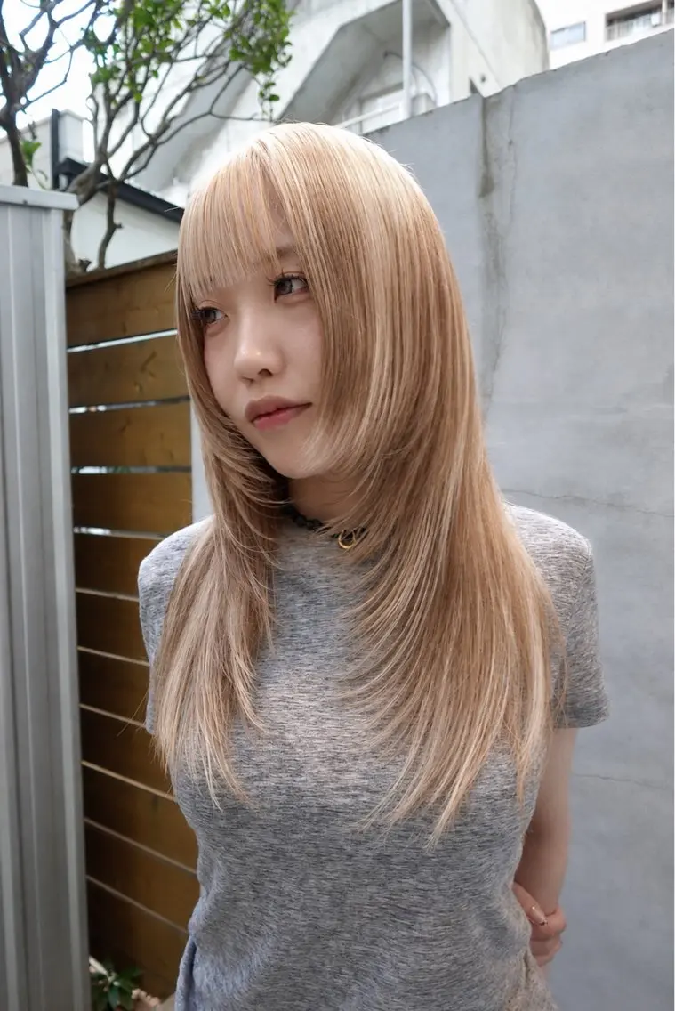 ブリーチカラー＋カット👩🏼‍🦳ブリーチ1回とカラー、カットのメニューです🎶の写真