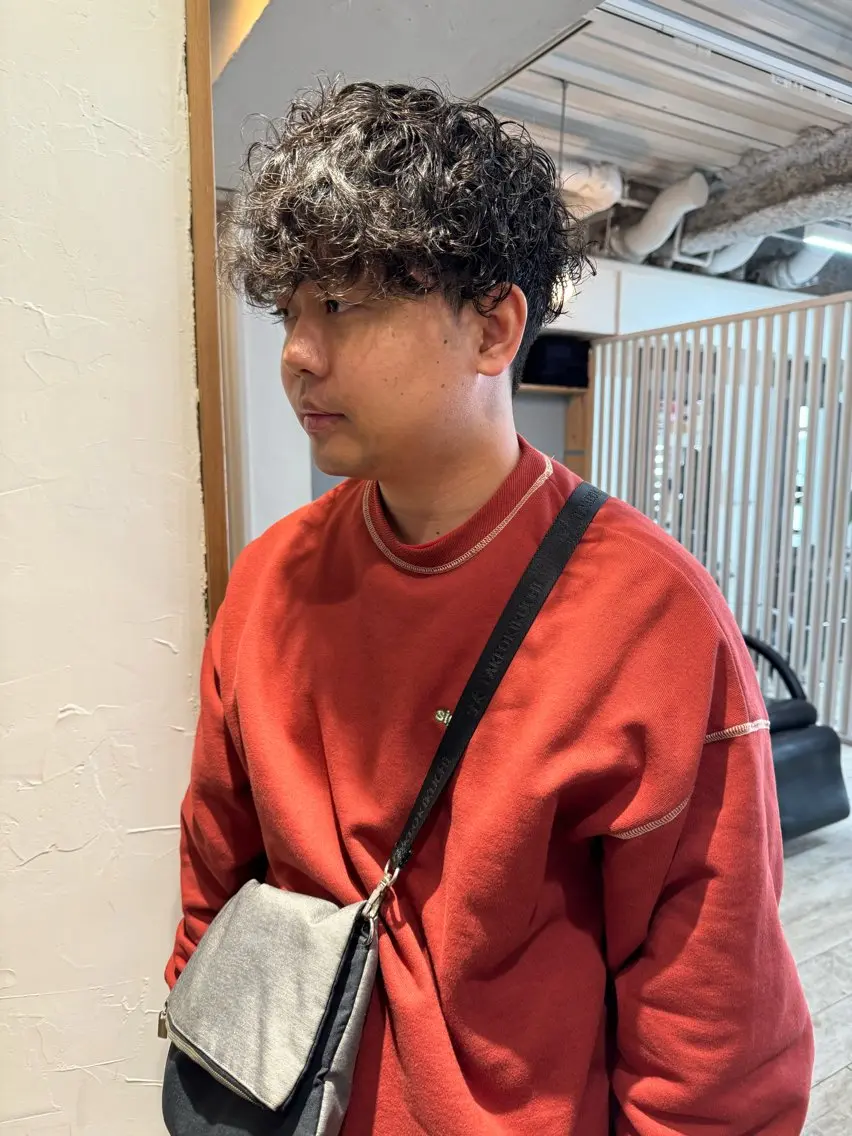 カラー パーマ メンズ アップバング センターパート マッシュ メンズパーマ スパイキーショート 【池袋/スパイキー ショート】ⓝⓘⓜⓤのヘアスタイル