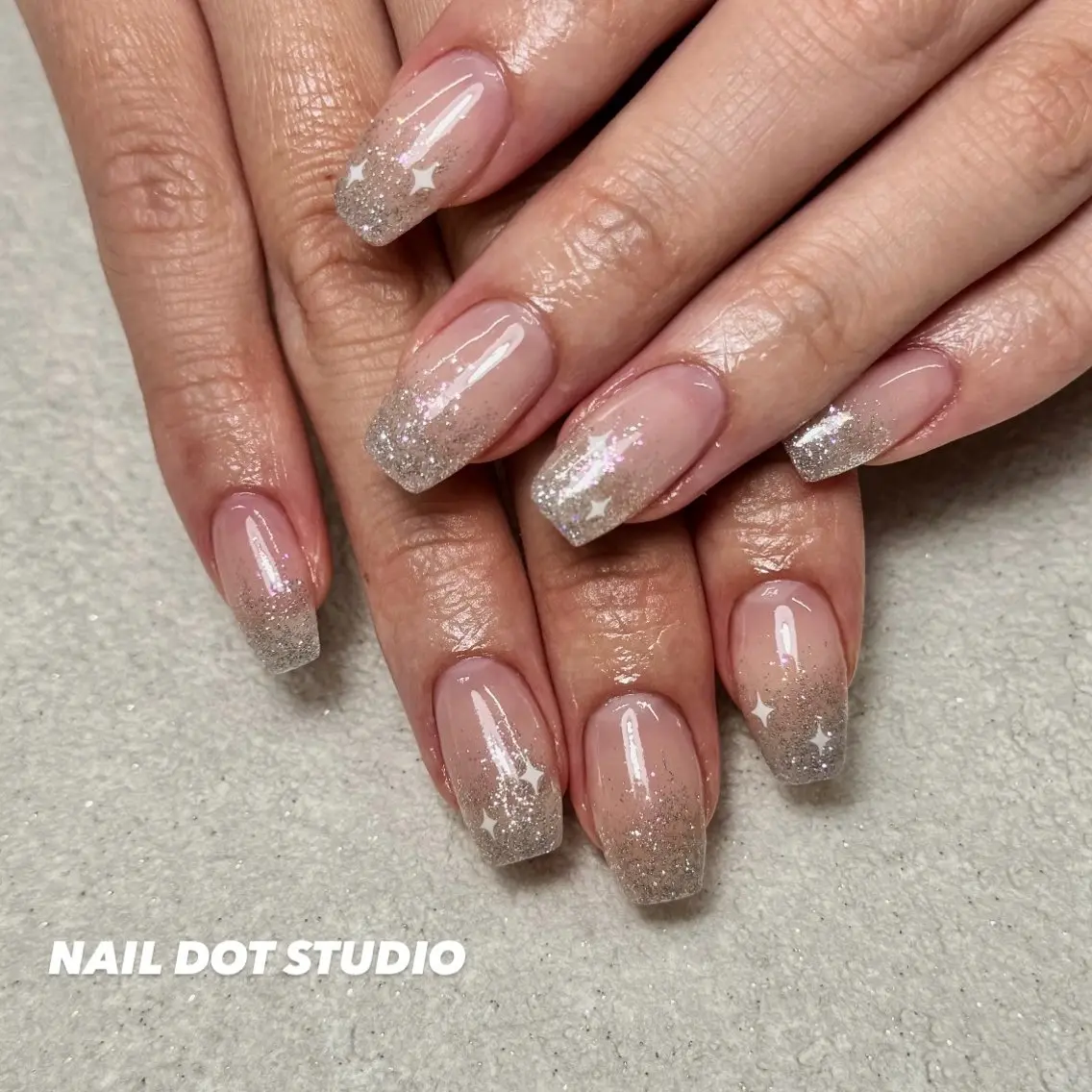 ネイル ハンドネイル NAILDOTSTU DIO SEINAのネイルデザイン
