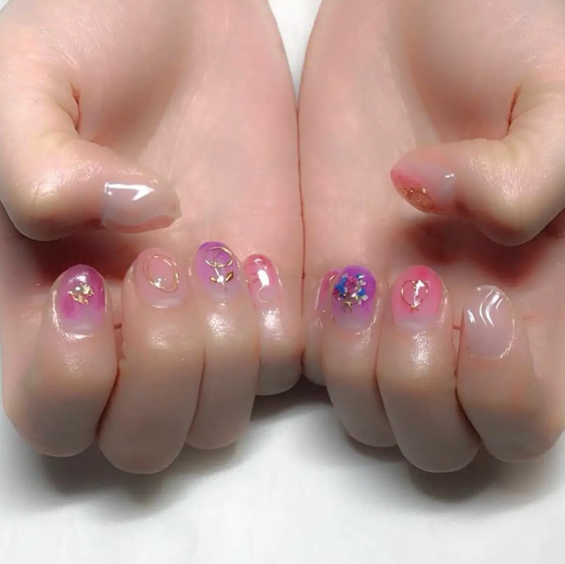 ネイル フラワーネイル ニュアンスネイル ハンドネイル ハンドケア lylynail YUUKAのネイルデザイン