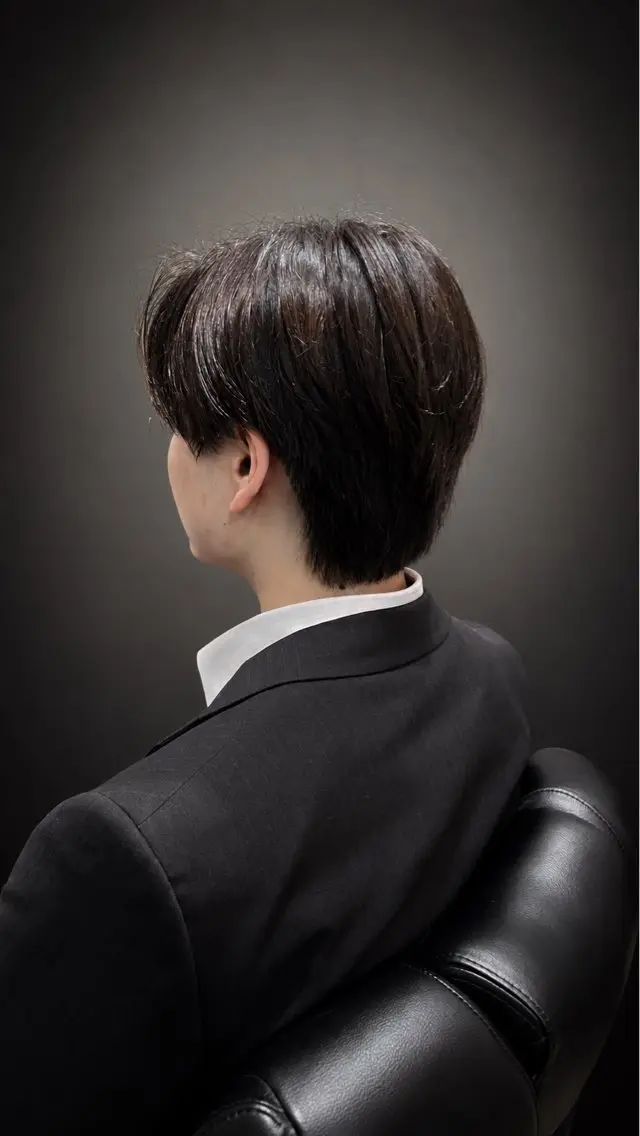 ミディアム 荻沼 快のヘアスタイル