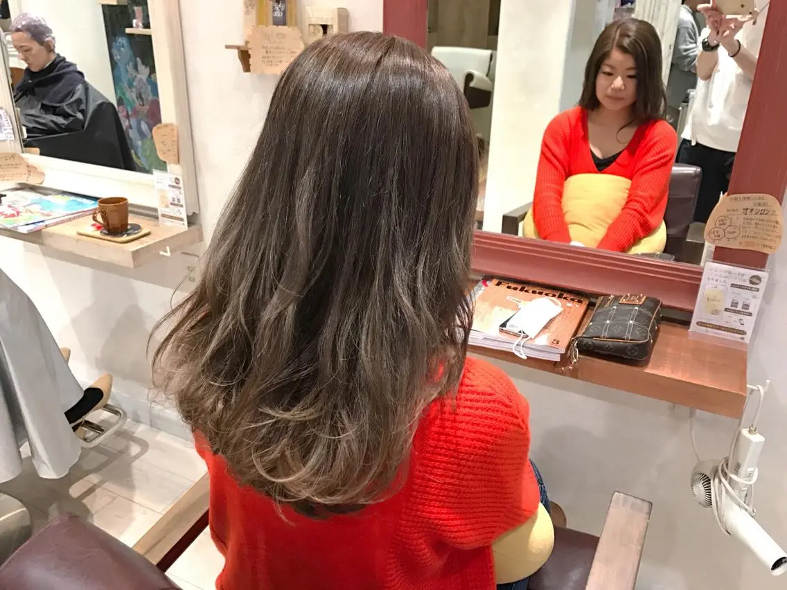 セミロング カラー バレイヤージュ レイヤーカット メンズ指名多数!! 田島史也のヘアスタイル