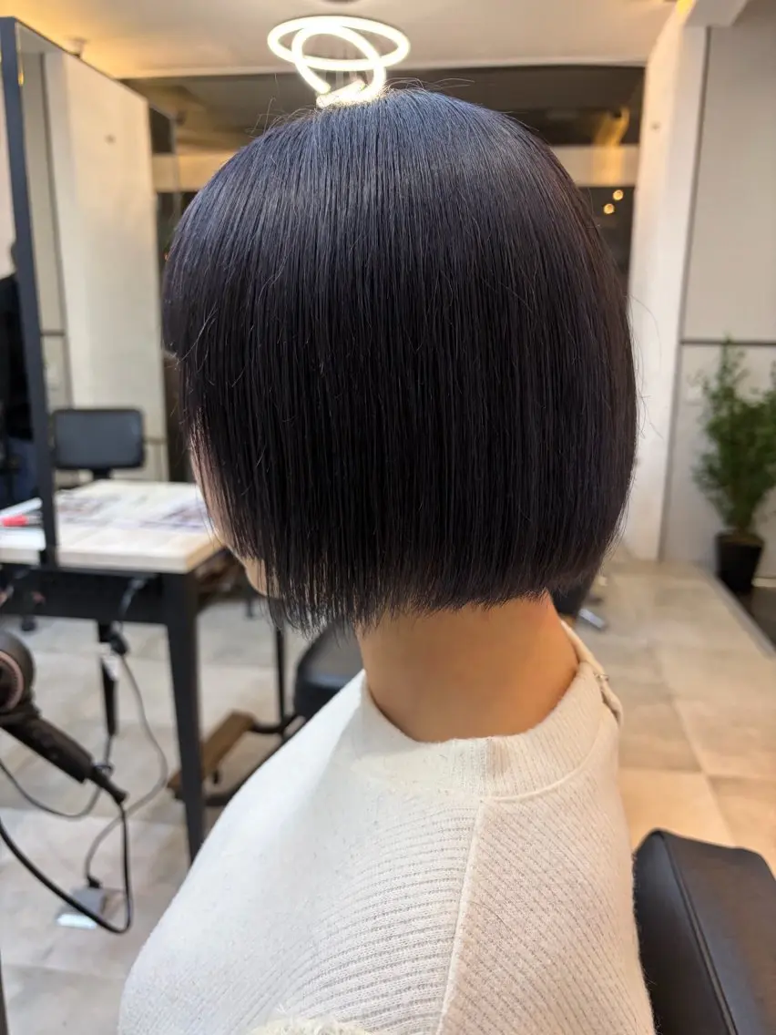 ショート カラー 🥀韓国ヘア🥀 宮津真菜のヘアスタイル