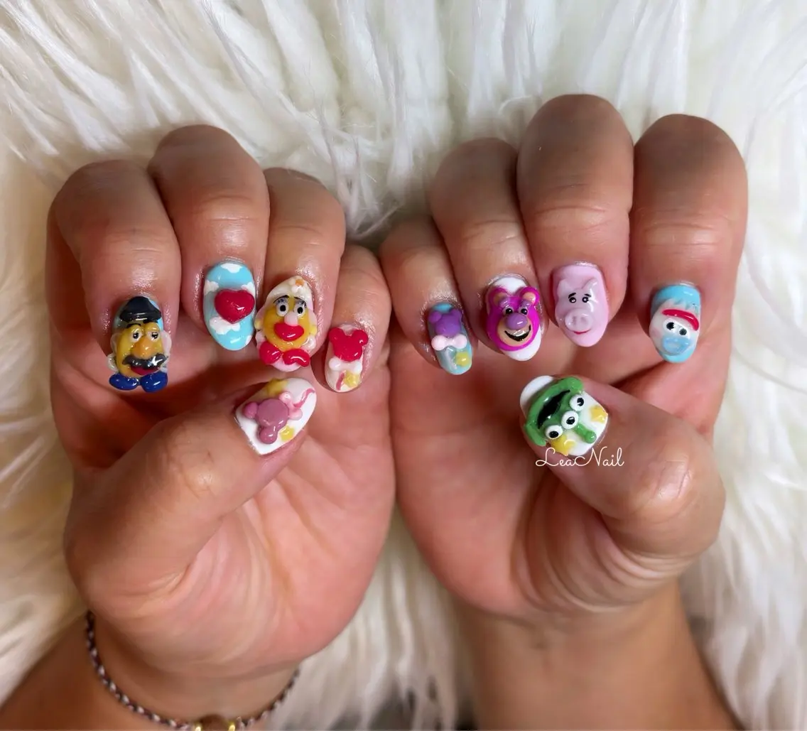 ネイル Lea Nailのネイルデザイン