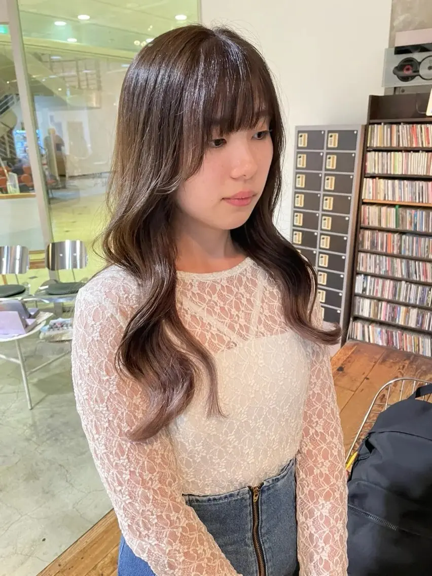 ロング カラー ブリーチ グラデーションカラー ヘアカラー トリートメント 🪿透明感/艶カラー ﾜﾀﾅﾍﾞｱｵｲのヘアスタイル