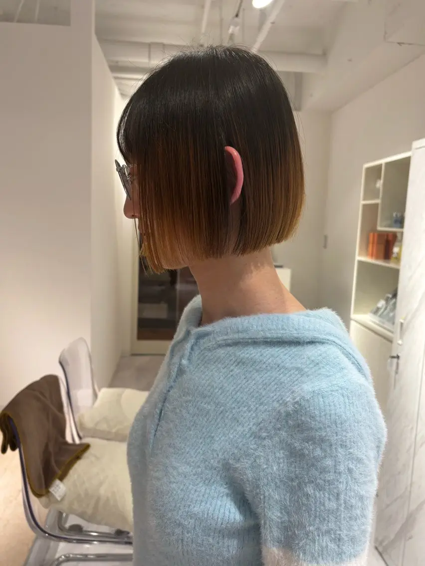 ショート レイヤーカット🤍 seriraのヘアスタイル