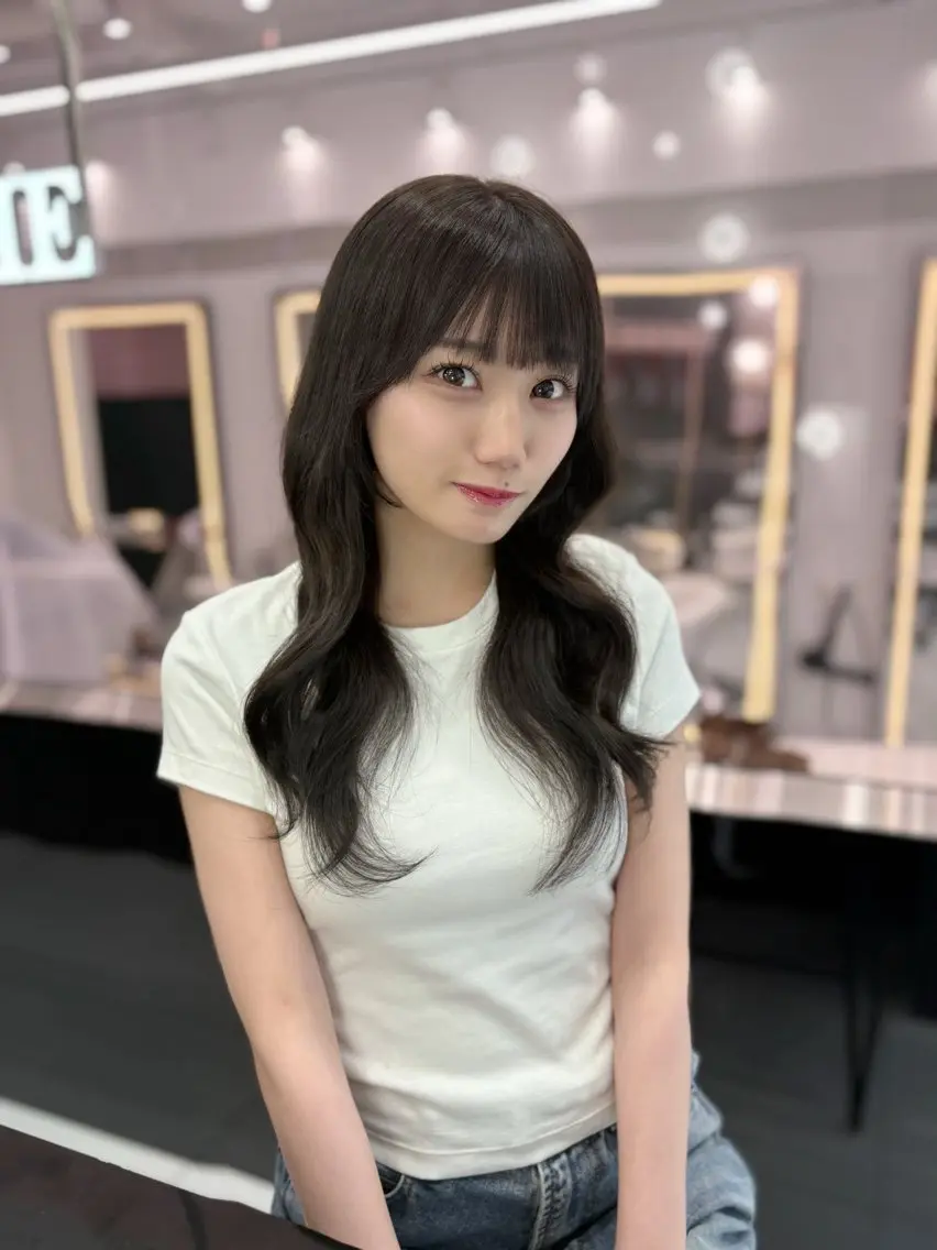 ロング カラー ケアカラー グレージュ 韓国風ヘア カット ヘアカラー トリートメント ヘッドスパ 新宿/韓国ヘア 中明度カラー/かやのヘアスタイル