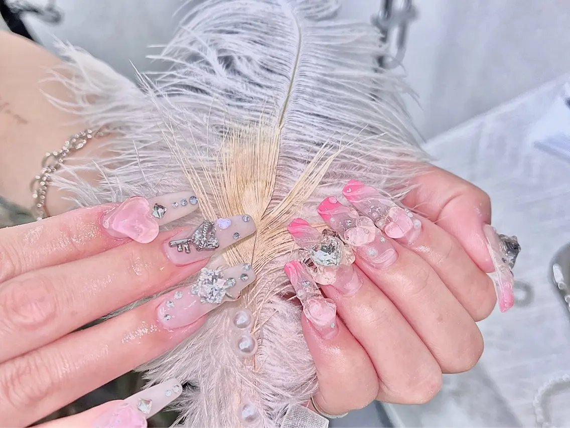 ネイル Glow Nail スカルプ専門店のネイルデザイン