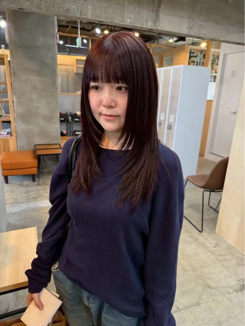 セミロング カラー ヘアカラー 新屋 有希乃のヘアスタイル