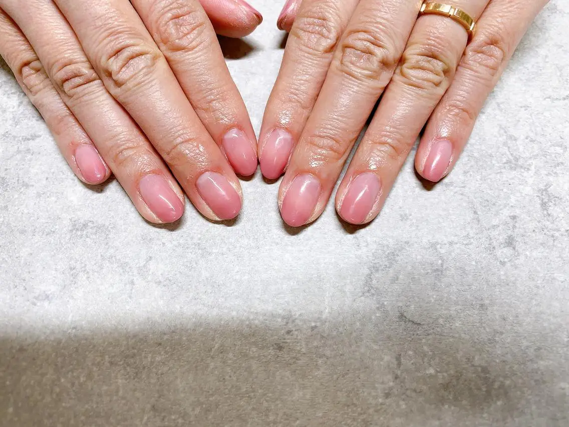 ネイル オーロラネイル フラワーネイル フットネイル フレンチネイル ジェルネイル mogunail &blowのネイルデザイン