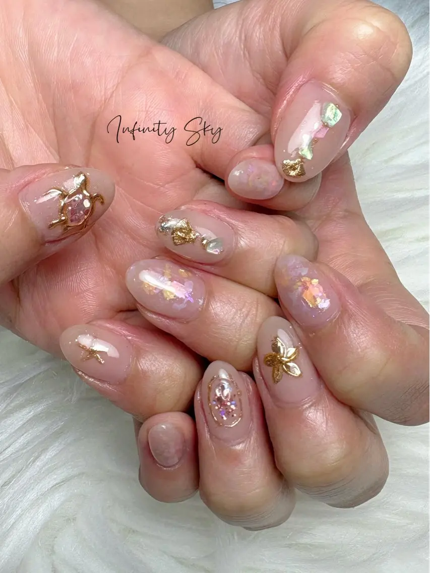ネイル ニュアンスネイル 夏ネイル infinity skyのネイルデザイン
