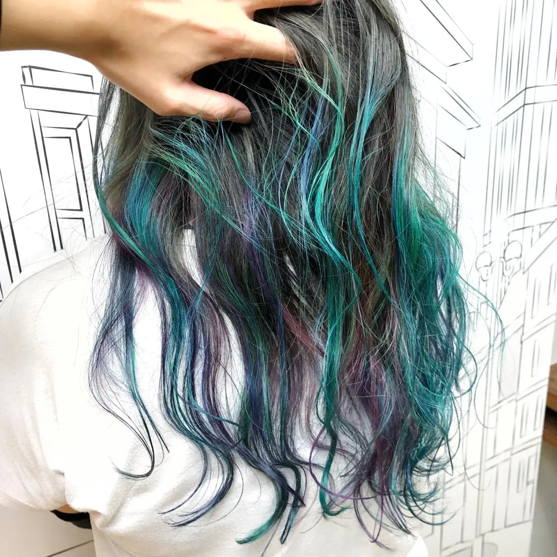 セミロング カラー ブリーチ グラデーションカラー レイヤー⭐️カラー ⭐️平川雅史のヘアスタイル