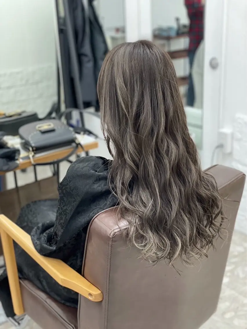 ロング カラー ヘアアレンジ ワンレンボブ ショートボブ ベージュカラー ブリーチ ケアブリーチ カット ヘアカラー 🥀髪質改善/ 透明感🥀ユイキのヘアスタイル