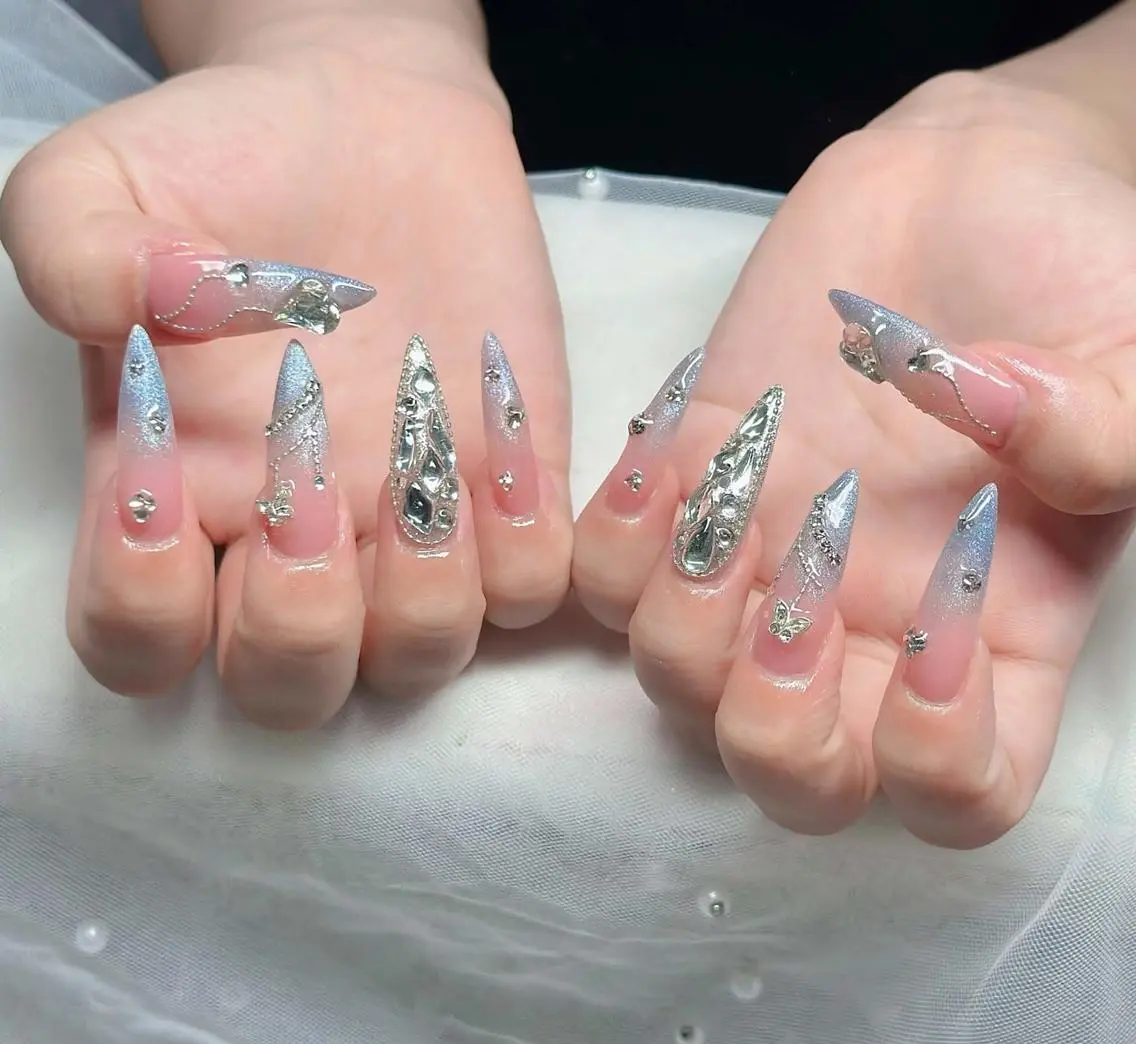 ネイル フレンチネイル ジェルネイル ハロウィン 韓国ネイル マグネットネイル ハンドネイル Hbaby nailのネイルデザイン
