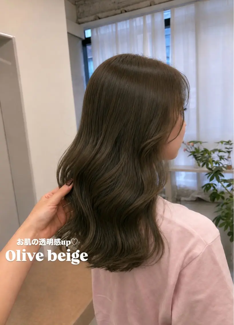 セミロング カラー ベージュカラー 透明感カラー オリーブベージュ ヘアカラー トリートメント 透明感カラー/名古屋 /栄/木下奈々望のヘアスタイル