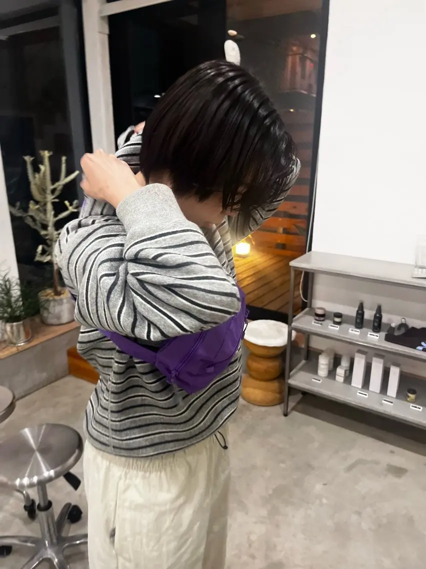 カラー アッシュ 黒髪 ブリーチ 透明感カラー シルバー ヘアカラー mio/ 暖色カラーのヘアスタイル