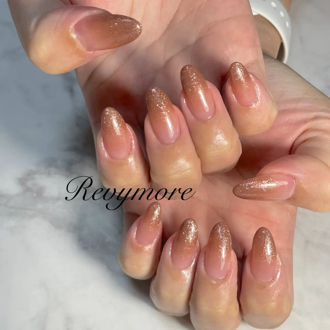 ネイル ブラウン ジェルネイル 韓国ネイル ニュアンスネイル オフィスネイル nail salon Revymoreのネイルデザイン