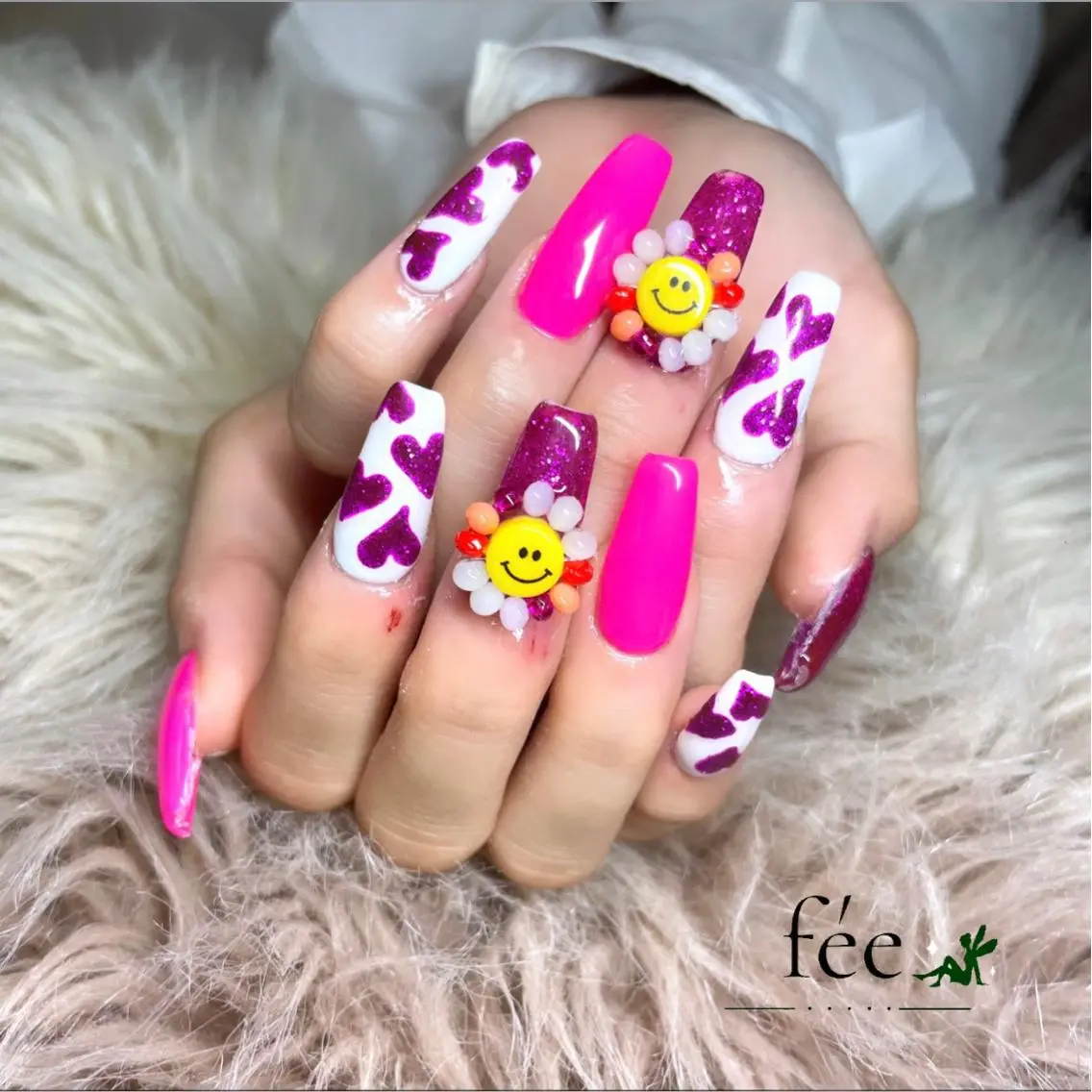 ネイル フットネイル ジェルネイル 韓国ネイル マグネットネイル ミラーネイル ハンドネイル nail salon fee(フィー)のネイルデザイン