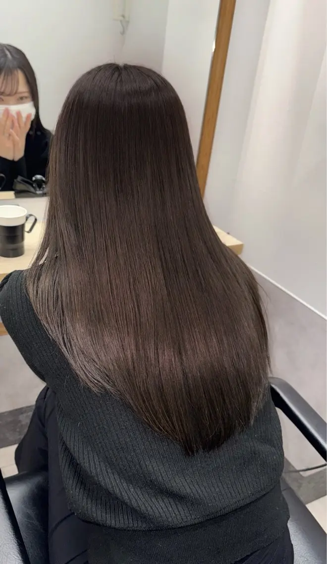 ロング ヘアカラー 三輪 恭平のヘアスタイル