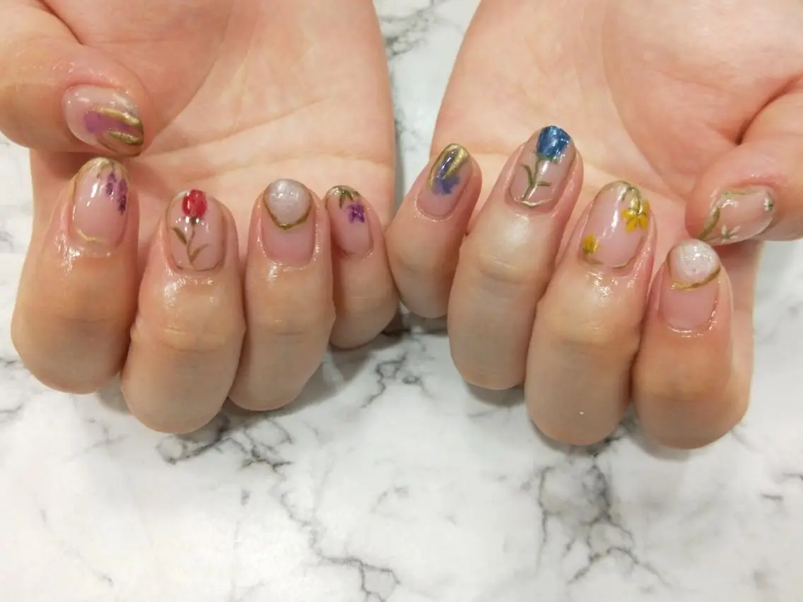 ネイル はばすみれ🎀ﾈｲﾙ 光ﾌｪｲｼｬﾙ ﾍｱのネイルデザイン
