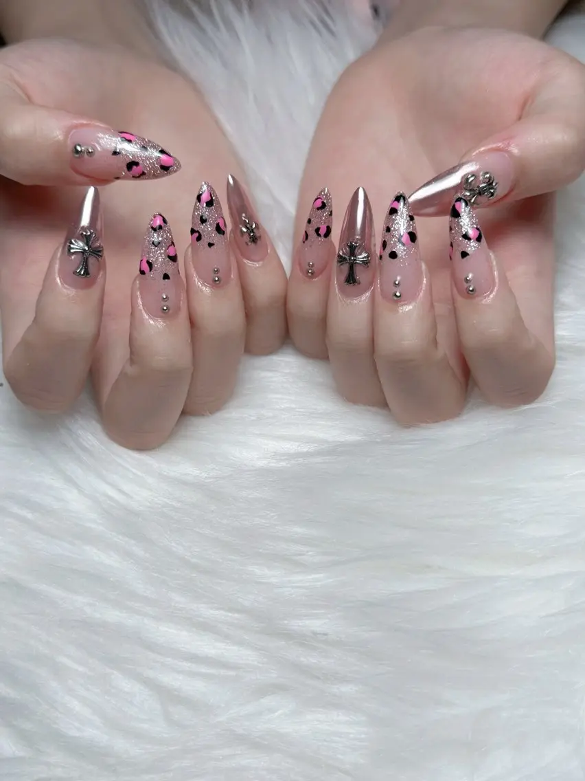 ネイル W·mai nail 関内のネイルデザイン