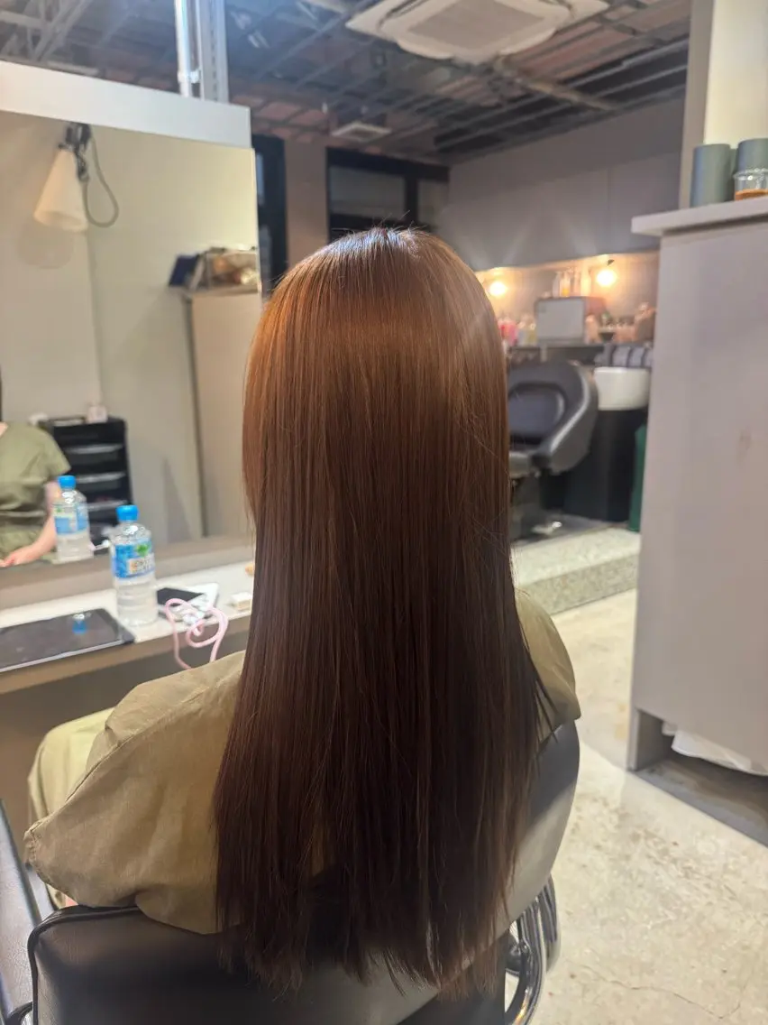 カラー ヘアカラー 櫻木 志穏のヘアスタイル