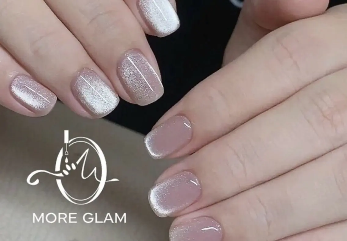 ネイル more glamのネイルデザイン