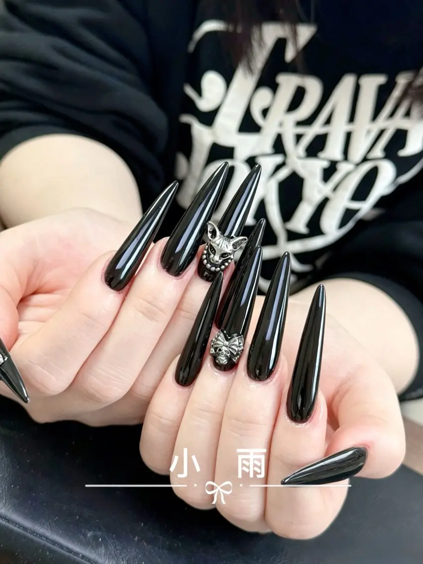 ネイル 長さ出し フラッシュネイル フレンチネイル ジェルネイル マグネットネイル ハンドネイル 小 雨のネイルデザイン