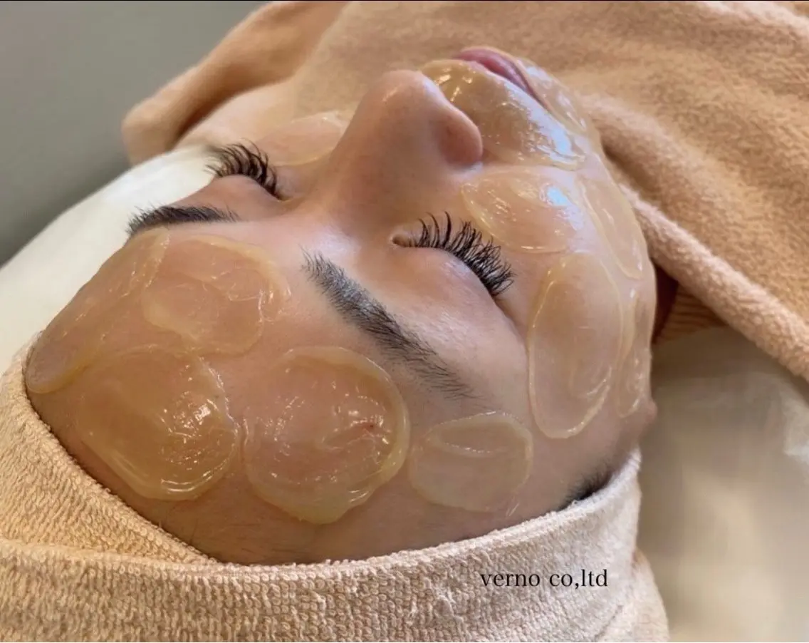 👶🏻《赤ちゃんのようなお肌へ》まるで美容液のようなフェイシャルワックス 艶肌wax®︎/くすみ・ざらつき改善の写真