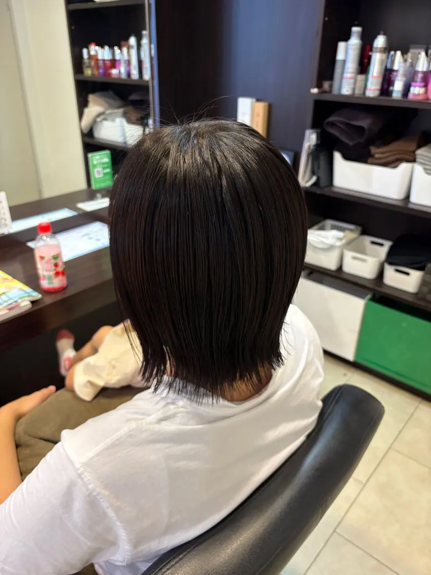 ミディアム 切りっぱなしボブ ボブ カット 箭代 七海のヘアスタイル