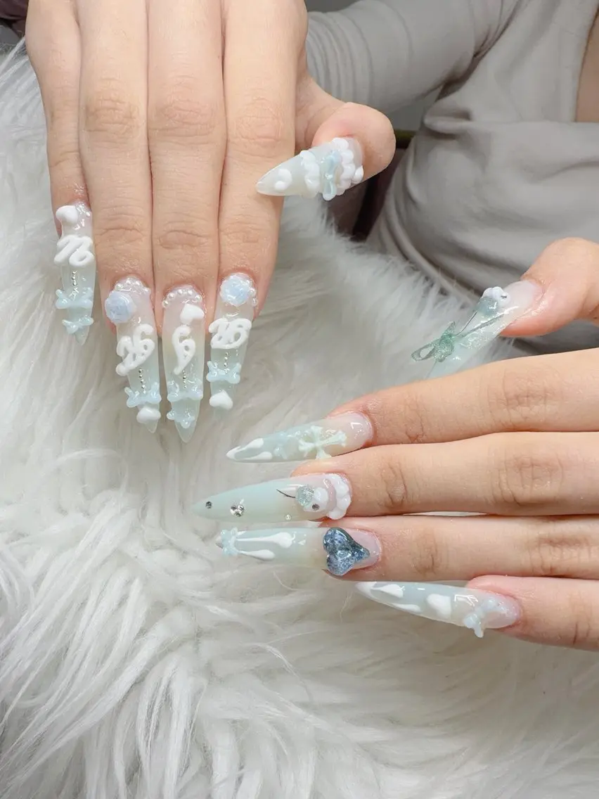 ネイル Lee Nailsのネイルデザイン