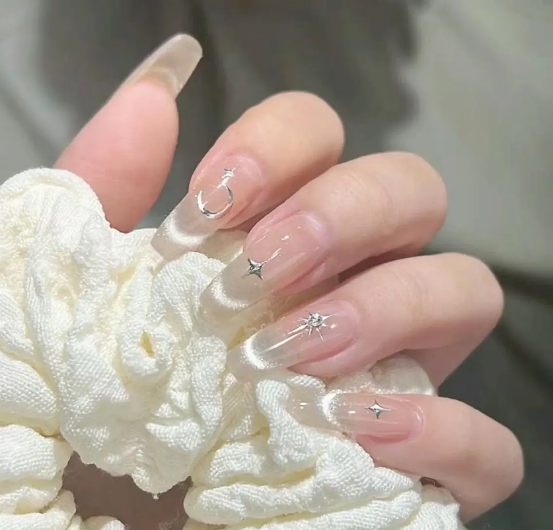 ネイル フットネイル フレンチネイル グラデーション キラキラネイル マグネットネイル Lina nailのネイルデザイン