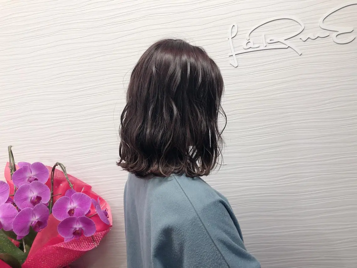 ミディアム カラー カット ヘアカラー LaRmE Ayumi.のヘアスタイル