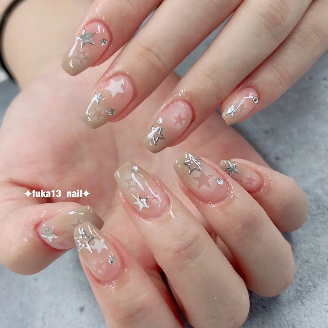 ネイル アートネイル ブラウン グラデーション キラキラネイル 韓国ネイル ハンドネイル Nail♡Fuka. /6月予約受付中のネイルデザイン