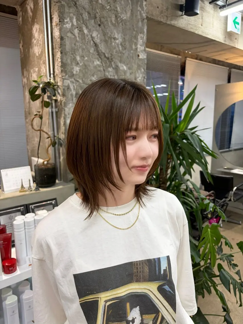 ミディアム カット アライ レンカのヘアスタイル