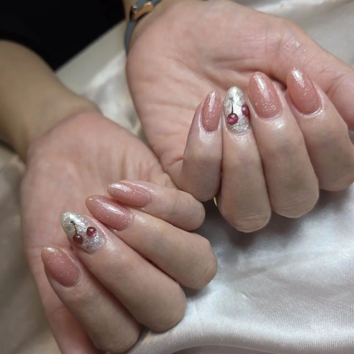 ネイル ハンドネイル ☺︎山部 志麻☺︎のネイルデザイン