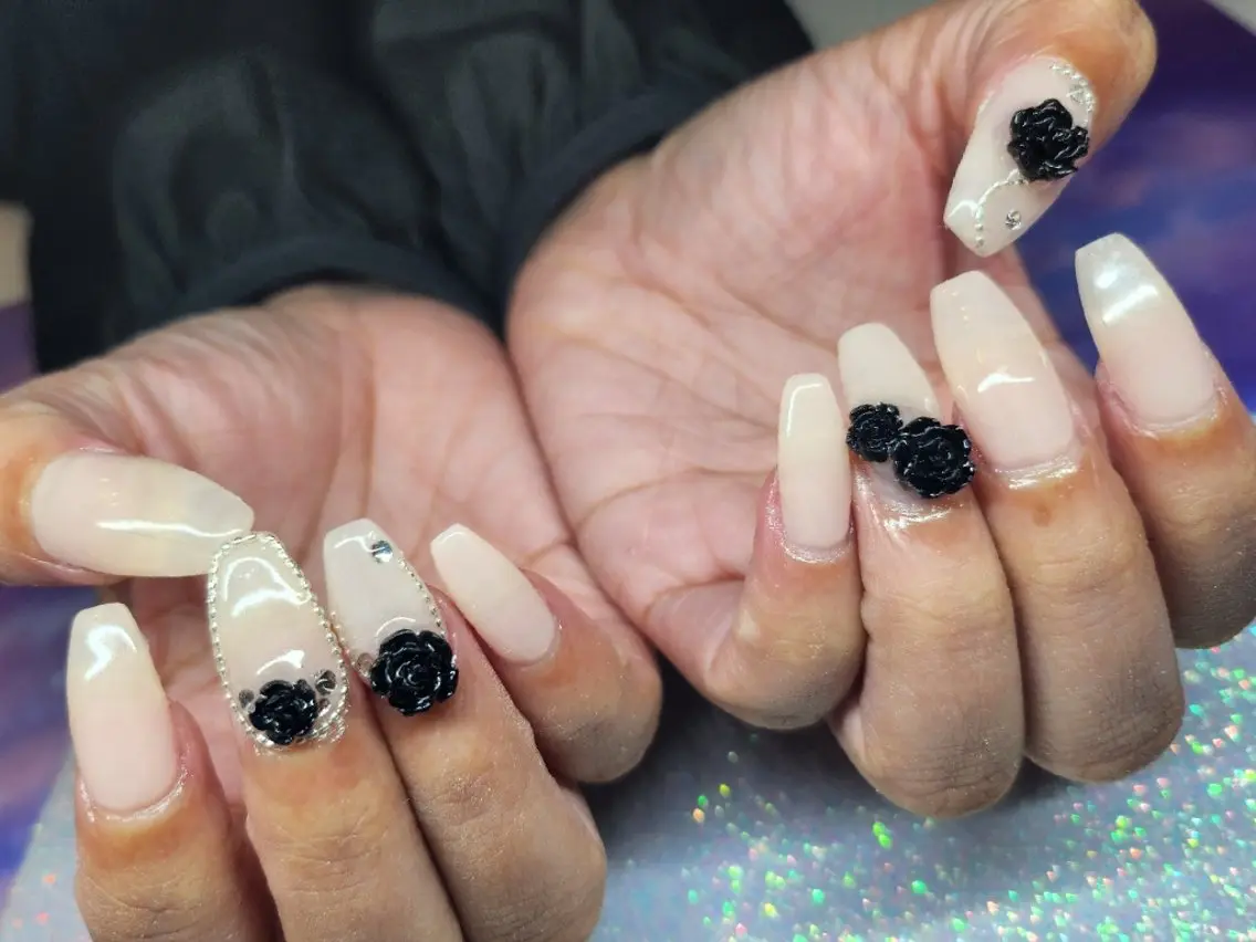 ネイル ハンドネイル 💜bora .のネイルデザイン