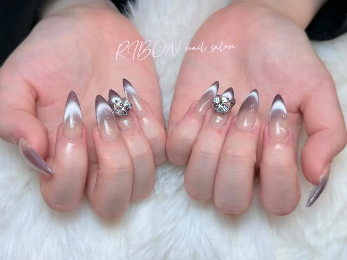 ネイル チークネイル 長さ出し フレンチネイル ジェルネイル グラデーション ハンドネイル RIBON nail 高田馬場のネイルデザイン