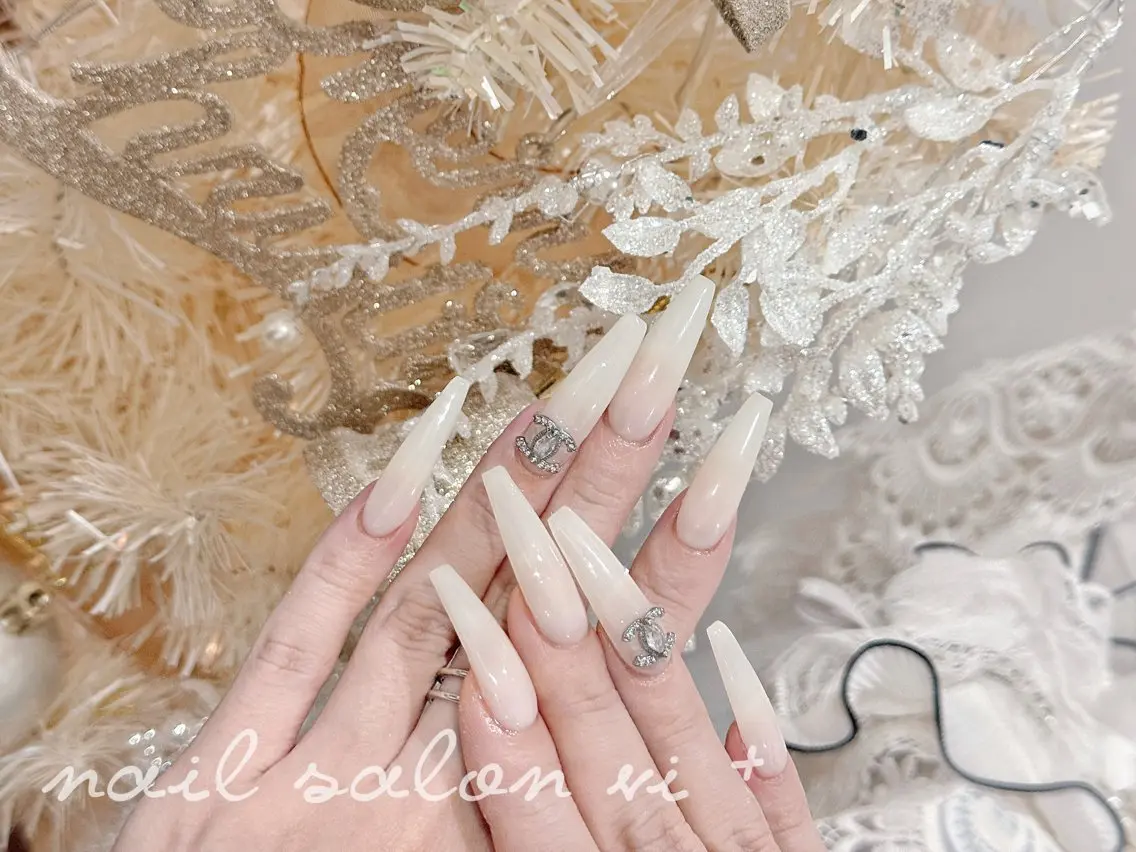 ネイル ハンドネイル ✨Nailsalon Vi+✨のネイルデザイン