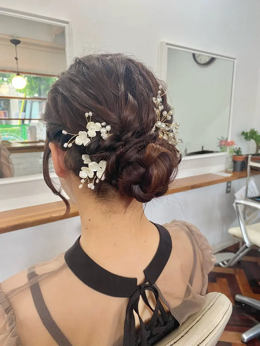ミディアム ヘアアレンジ ヘアセット Kazaoka Saraのヘアスタイル