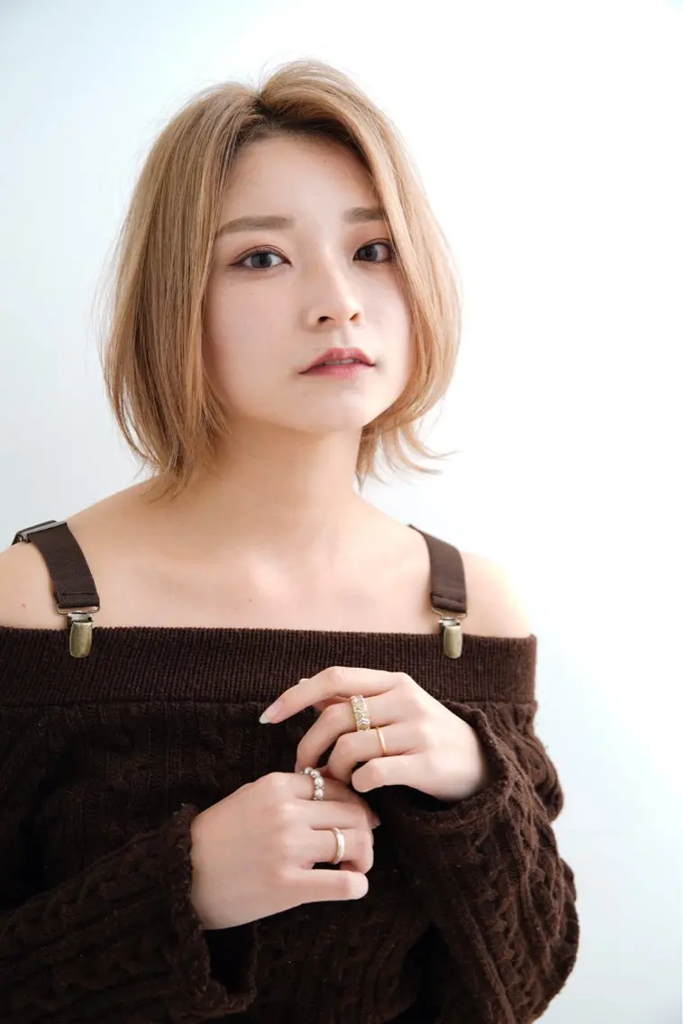 ミディアム 髪質改善縮毛矯正 美容師✂️山崎竜二のヘアスタイル