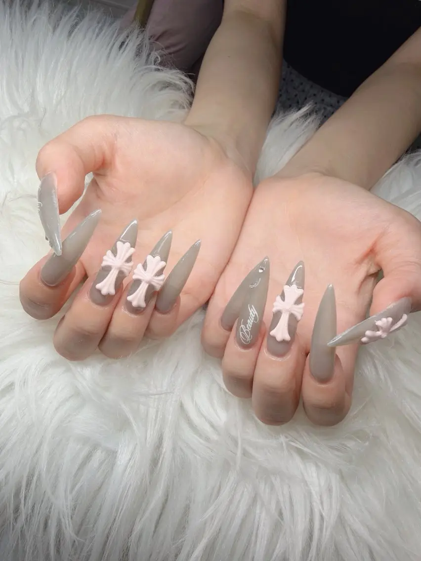 ネイル Lee Nailsのネイルデザイン
