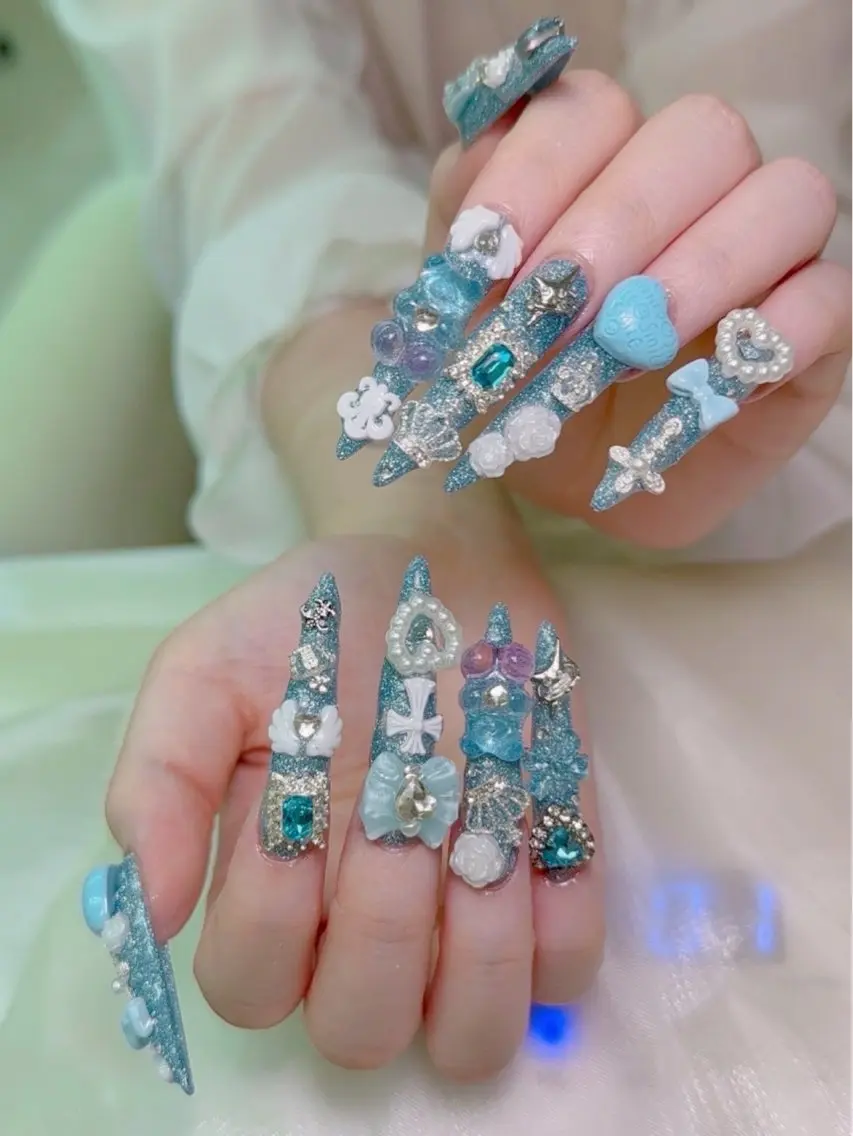 ネイル ハンドネイル lucky nail 歌舞伎町のネイルデザイン