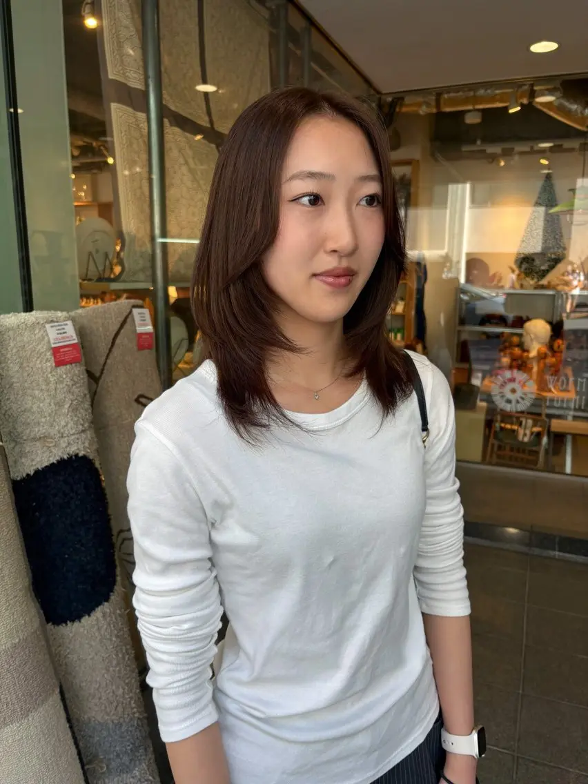 セミロング カラー カット ヘアカラー トリートメント レイヤーカット 🪩yurikaのヘアスタイル