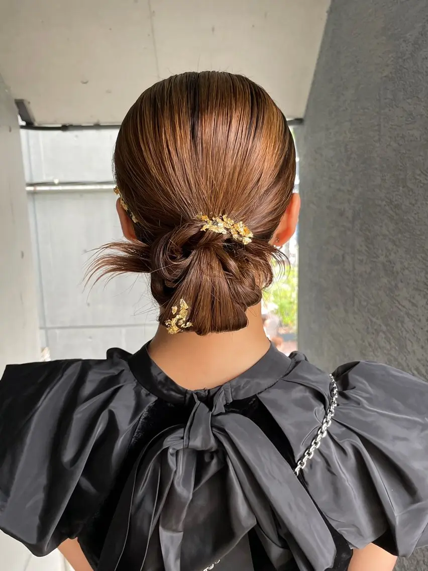 ヘアアレンジ ヘアセット ミルクティーベージュ ブリーチ🖤サヤカのヘアスタイル