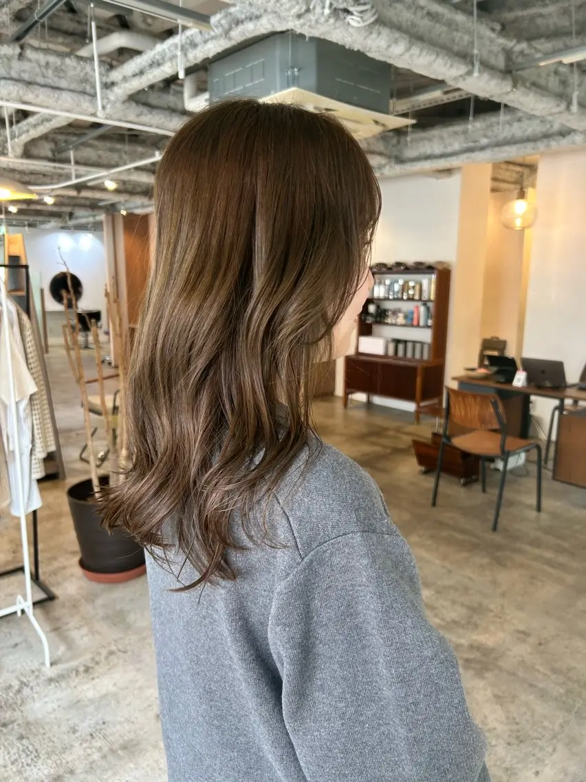 ロング カラー ブリーチ 透明感カラー ブリーチなしカラー カット ヘアカラー トリートメント chico .のヘアスタイル