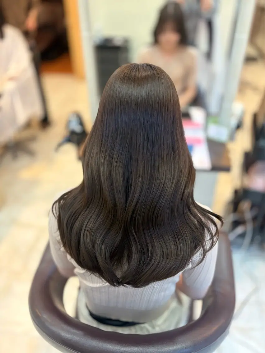 ロング カラー ヘアカラー トリートメント 🎀透明感カラー 🎀ナズナのヘアスタイル