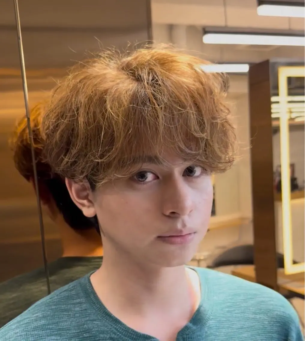 カラー パーマ 曲がる縮毛矯正 🇰🇷ユウイのヘアスタイル
